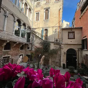  Bed and breakfast Corte Del Doge Di Rialto Italia