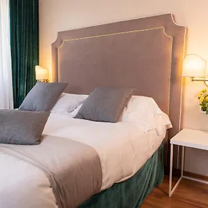 https://hotel-viscardo.it-tuscanyhotel.com